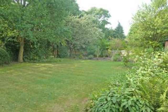  Image of 4 Bedroom Detached  For Sale at Off Grosvenor Road  Northwood, HA6 3HL