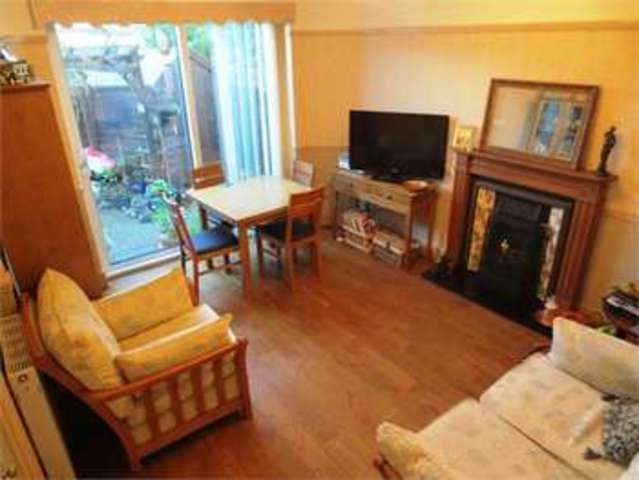  Image of 4 Bedroom Detached  For Sale at Pavilion Drive Leigh on sea Leigh-on-Sea, SS9 3JR