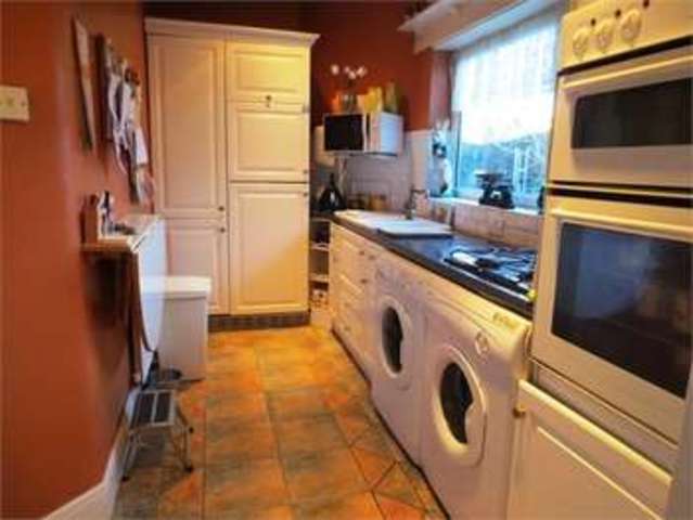  Image of 4 Bedroom Detached  For Sale at Pavilion Drive Leigh on sea Leigh-on-Sea, SS9 3JR