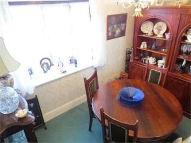  Image of 4 Bedroom Detached  For Sale at Pavilion Drive Leigh on sea Leigh-on-Sea, SS9 3JR