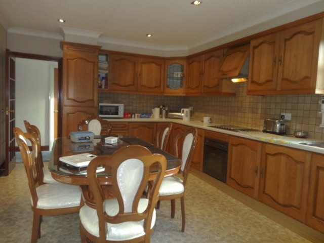  Image of 6 Bedroom Semi-Detached  To Rent at Paxford Road  Wembley, HA0 3RJ