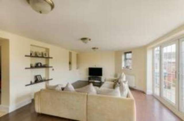  Image of 3 Bedroom Semi-Detached  For Sale at Armthorpe Doncaster Armthorpe, DN3 2AW