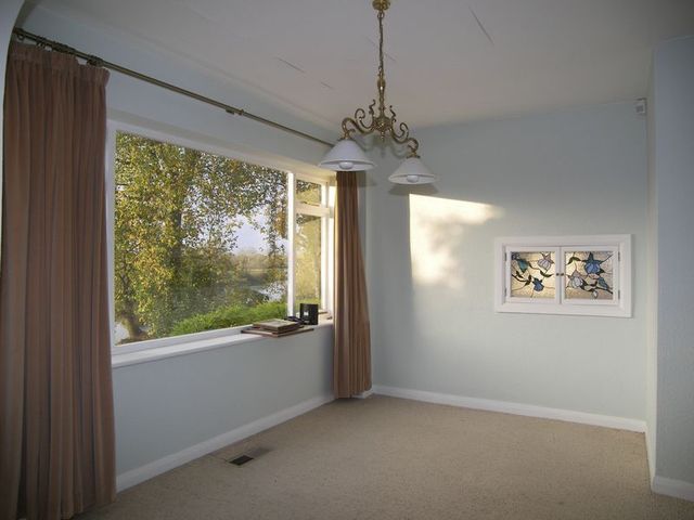  Image of 4 Bedroom Detached  To Rent at Pelhams Walk  Esher, KT10 8QA