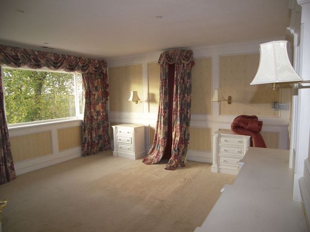  Image of 4 Bedroom Detached  To Rent at Pelhams Walk  Esher, KT10 8QA