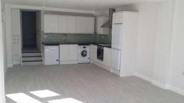  Image of 2 Bedroom Flat  To Rent at Harrow Middlesex, HA1 2BQ