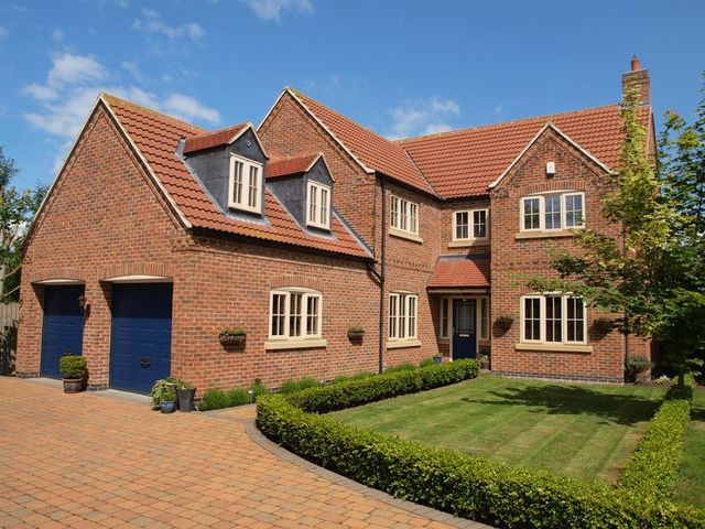  Image of 5 Bedroom Detached  For Sale at Phillipott Close  Newark, NG24 2LT