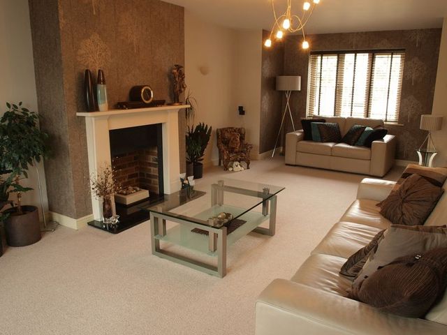  Image of 5 Bedroom Detached  For Sale at Phillipott Close  Newark, NG24 2LT