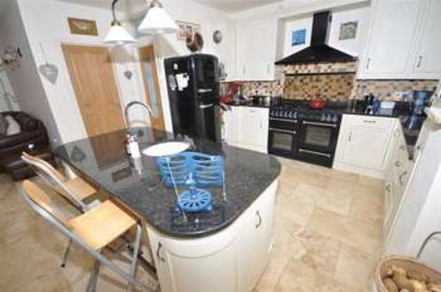  Image of 4 Bedroom Detached  For Sale at Pickwick  Corsham, SN13 0JD