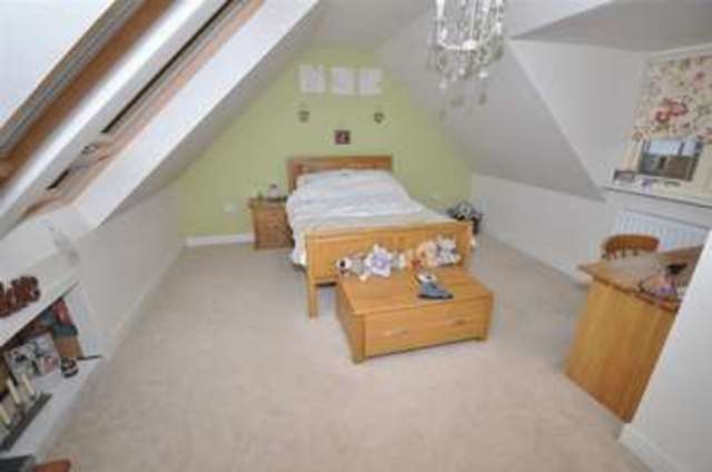  Image of 4 Bedroom Detached  For Sale at Pickwick  Corsham, SN13 0JD