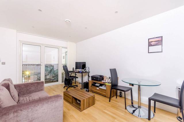  Image of 1 Bedroom Flat  For Sale at Pinner Road  Harrow, HA1 4FS