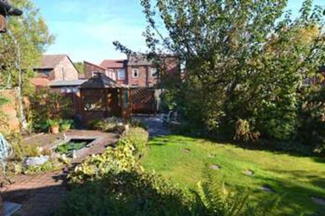  Image of 3 Bedroom Semi-Detached  For Sale at Poplar Grove  Prescot, L35 5AY