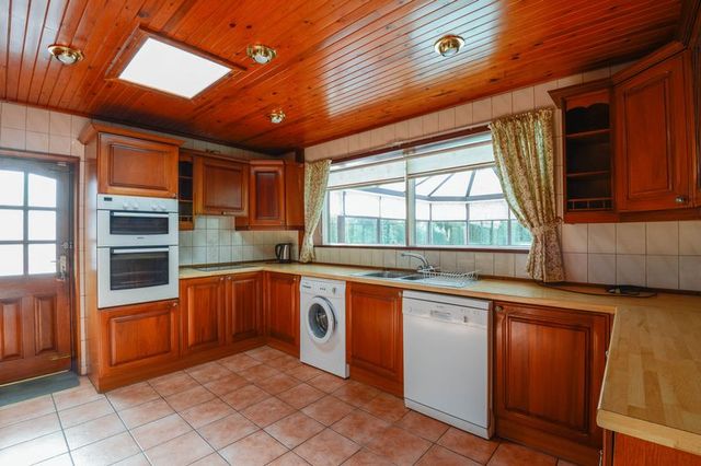  Image of 4 Bedroom Detached  To Rent at Prescot Road  Ormskirk, L39 4SW