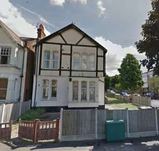  Image of 1 Bedroom Flat  To Rent at Preston Road  London, E11 1NN