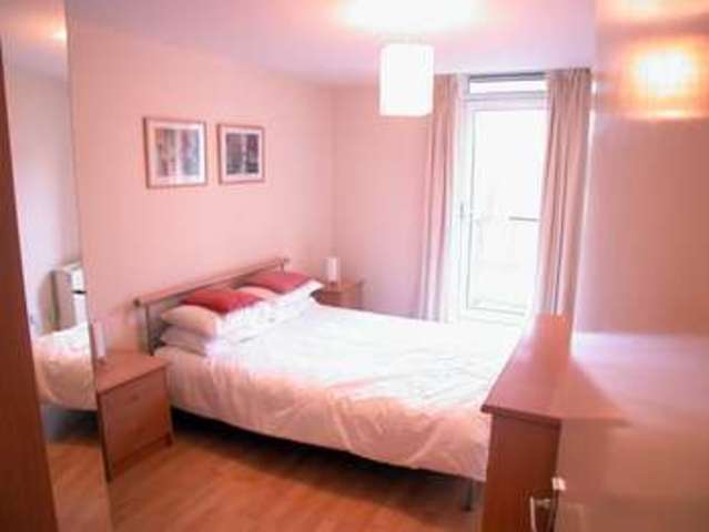  Image of 1 Bedroom Flat  To Rent at 227 Old Ford Road  Bow, E3 5NZ