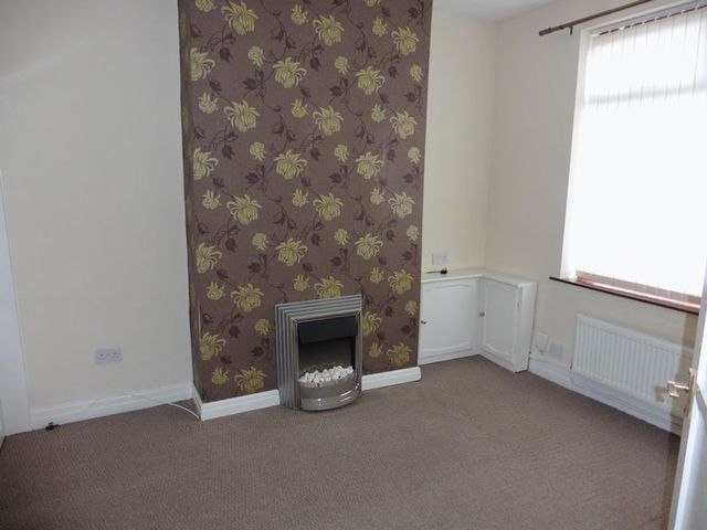  Image of 2 Bedroom Terraced  To Rent at Prior Street  Bootle, L20 4PS