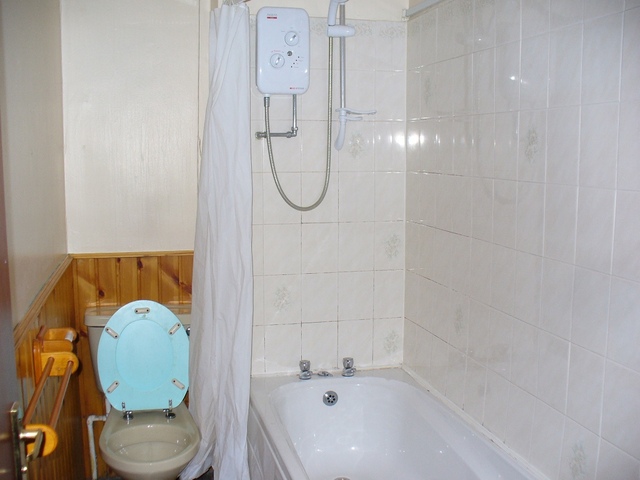  Image of 2 Bedroom Flat  To Rent at Coldside Dundee Dundee, DD3 8AF