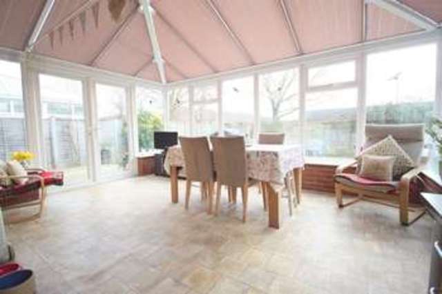  Image of 3 Bedroom Detached  For Sale at Quail Close  Shottery, CV37 9FF
