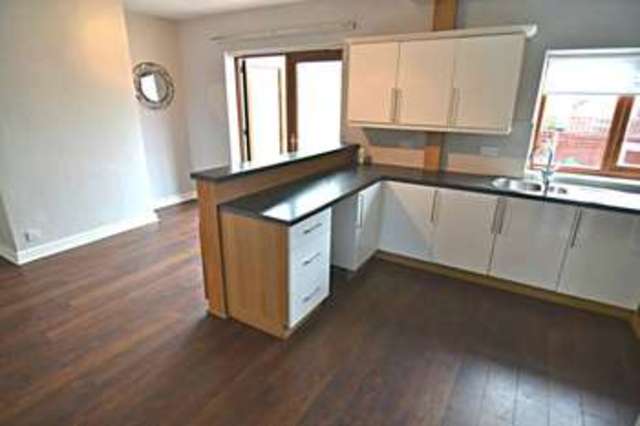  Image of 3 Bedroom Semi-Detached  For Sale at Queens Drive  Newton Le Willows, WA12 0LP