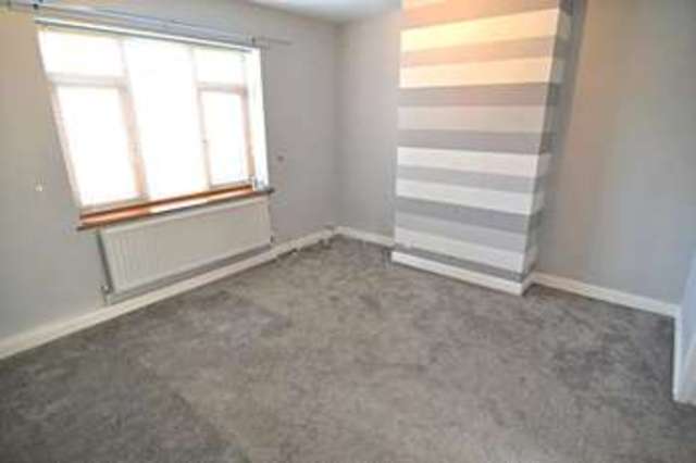 Image of 3 Bedroom Semi-Detached  For Sale at Queens Drive  Newton Le Willows, WA12 0LP