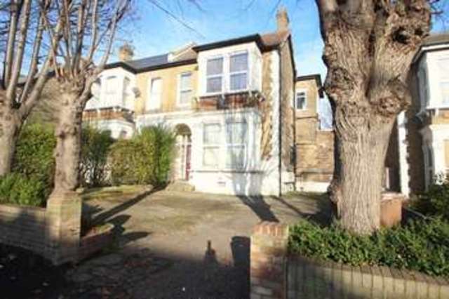  Image of 1 Bedroom Flat  To Rent at Queens Road  London, E11 1BB