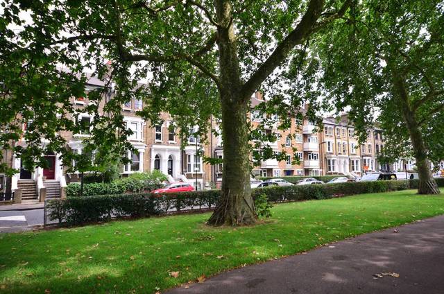  Image of 2 Bedroom Maisonette  For Sale at Queensdown Road  Lower Clapton, E5 8NN
