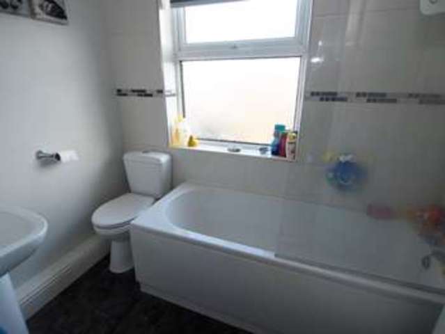  Image of 3 Bedroom Semi-Detached  For Sale at Chapel-en-le-Frith  High Peak, SK23 0NG