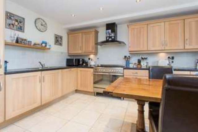  Image of 3 Bedroom Terraced  For Sale at Quinton Fields  Emsworth, PO10 7QF