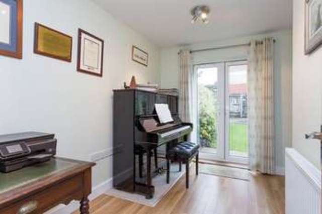  Image of 3 Bedroom Terraced  For Sale at Quinton Fields  Emsworth, PO10 7QF