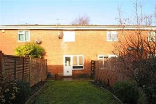  Image of 2 Bedroom Detached  To Rent at Woking, GU21 3BT