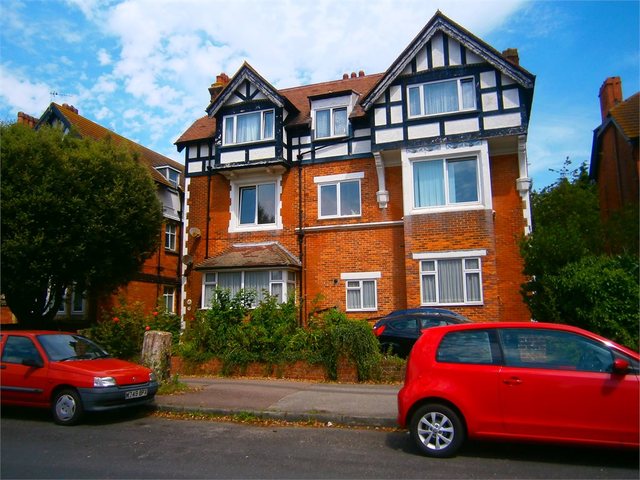  Image of 1 Bedroom Flat  For Sale at Folkestone, CT19 5HN