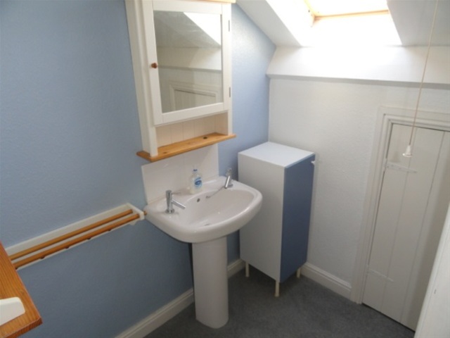  Image of 5 Bedroom Terraced  For Sale at Heaton, Bradford, BD9 4AE