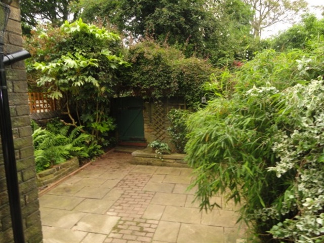  Image of 5 Bedroom Terraced  For Sale at Heaton, Bradford, BD9 4AE