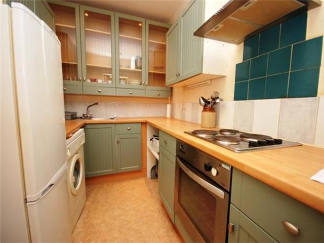  Image of 3 Bedroom Flat  To Rent at Newington Edinburgh Edinburgh, EH8 9HZ