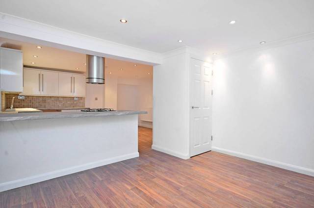  Image of 2 Bedroom Maisonette  For Sale at Rectory Road  Hackney, N16 7QP