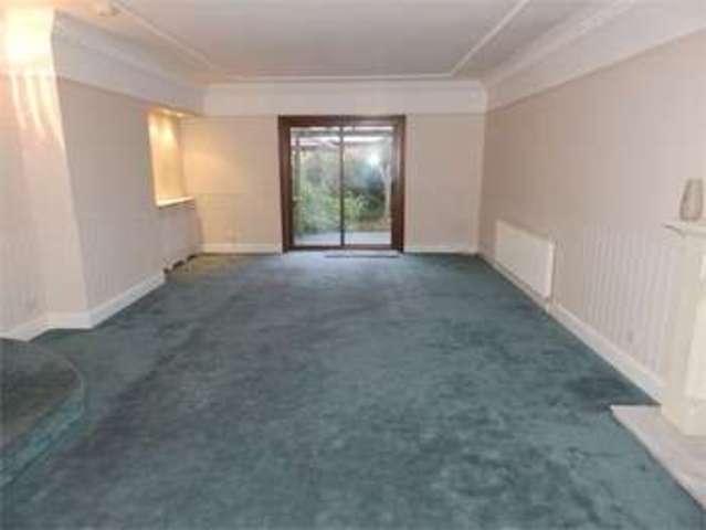  Image of 5 Bedroom Detached  To Rent at Rectory road Hadleigh Hadleigh, SS7 2ND