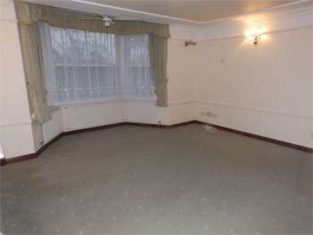  Image of 5 Bedroom Detached  To Rent at Rectory road Hadleigh Hadleigh, SS7 2ND