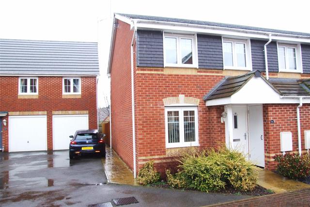  Image of 3 Bedroom End Of Terrace  For Sale at Rushden Northamptonshire Rushden, NN10 6EY