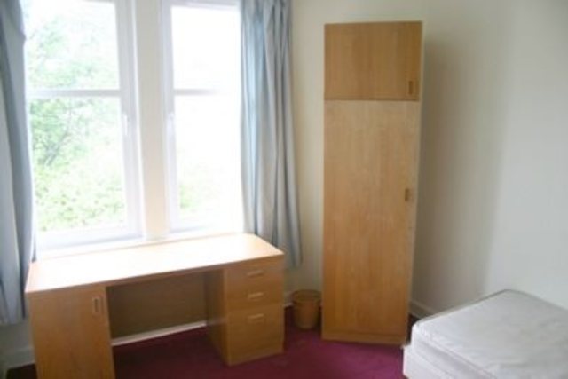  Image of 5 Bedroom Flat  To Rent at Newington Edinburgh Edinburgh, EH9 2LZ