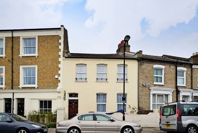  Image of 4 Bedroom Detached  For Sale at Rendlesham Road  Clapton, E5 8PA
