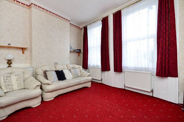  Image of 4 Bedroom Detached  For Sale at Rendlesham Road  Clapton, E5 8PA