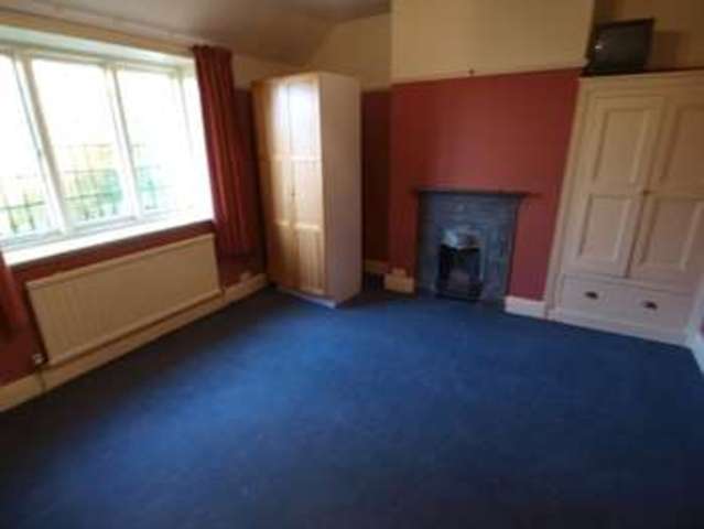  Image of 4 Bedroom Semi-Detached  For Sale at Whaley Bridge  High Peak, SK23 7BW