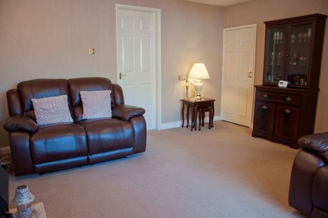  Image of 3 Bedroom Semi-Detached  For Sale at Rhodders Grove  Alva, FK12 5ER