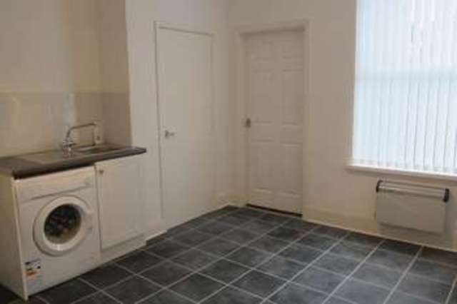  Image of 2 Bedroom Flat  To Rent at Liverpool, L9 1LR