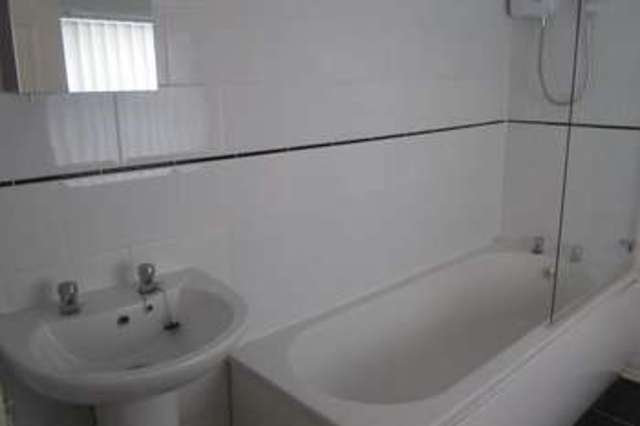  Image of 2 Bedroom Flat  To Rent at Liverpool, L9 1LR