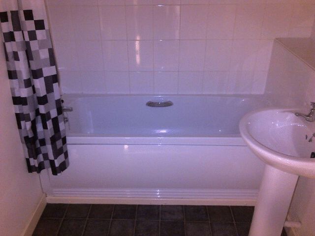  Image of 2 Bedroom Flat  To Rent at Richard Bradley Way  Tipton, DY4 9FB