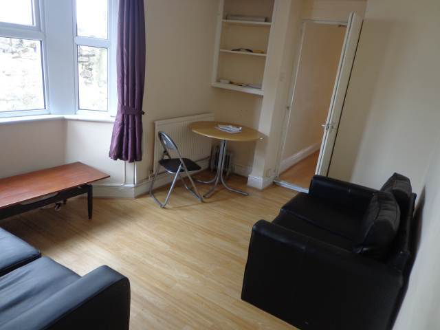  Image of 5 Bedroom Detached  To Rent at Cathays Cardiff Roath, CF24 4DB