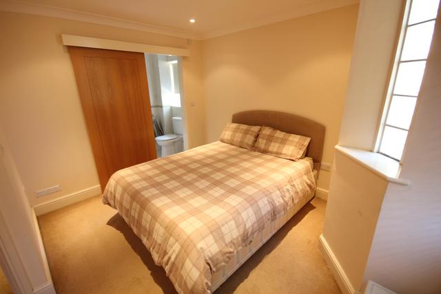  Image of 2 Bedroom Apartment  For Sale at The Ridge Woking Woking, GU22 7EG