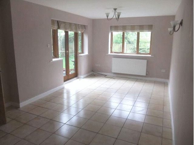  Image of 5 Bedroom Detached  To Rent at Ringrose Close  Newark, NG24 2JL