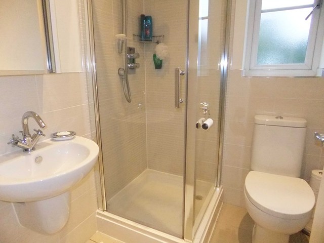  Image of 4 Bedroom Semi-Detached  For Sale at Ringswood Road  Solihull, B92 7NH