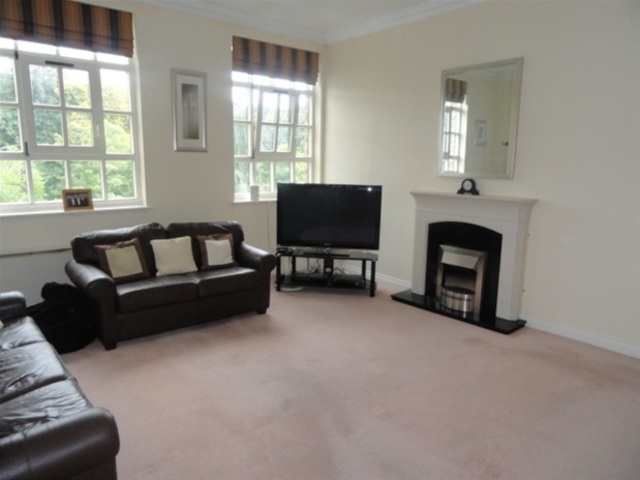  Image of 2 Bedroom Flat  For Sale at Saltaire, Shipley, BD18 3LX